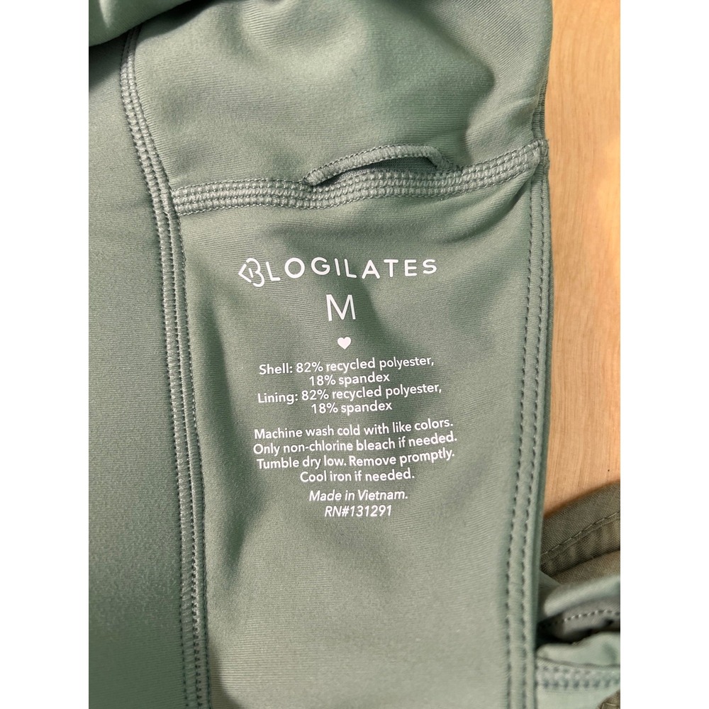 Blogilates Ruffle Tank Size M Green NWT - Picture 7 of 7